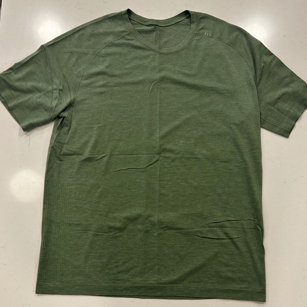 Lululemon Metal Vent Tech Short-Sleeve Shirt